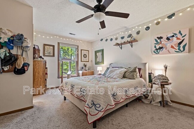 Photo - 116 Lantern Way House