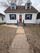 Building Photo - 789 23rd St N