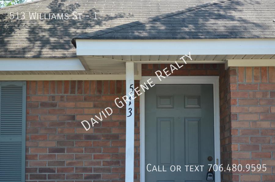 Primary Photo - 513 Williams St
