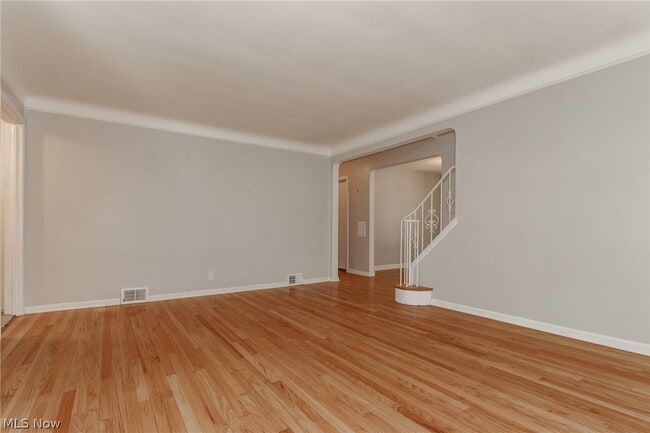 Building Photo - 1752 Brainard Rd