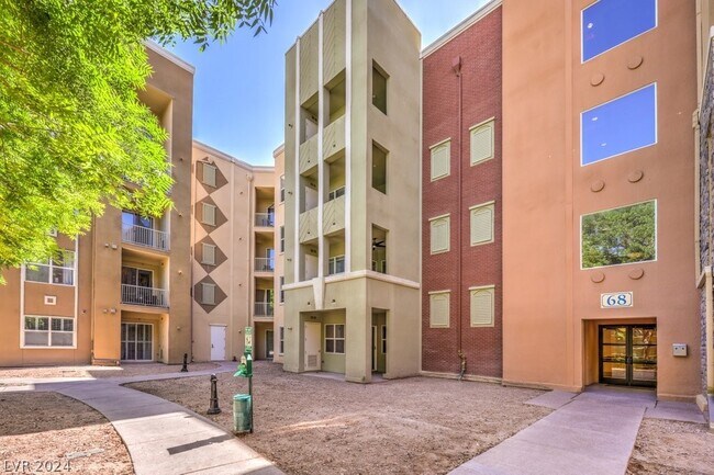 Building Photo - 68 E Serene Ave