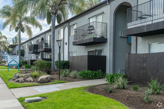 Building Photo - Terre at 989 Peach