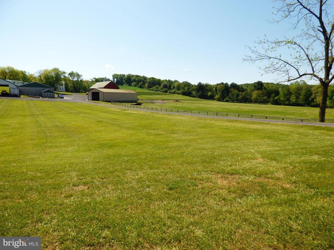 6149 Detrick Rd, Mount Airy, MD 21771 House Rental in Mount Airy, MD