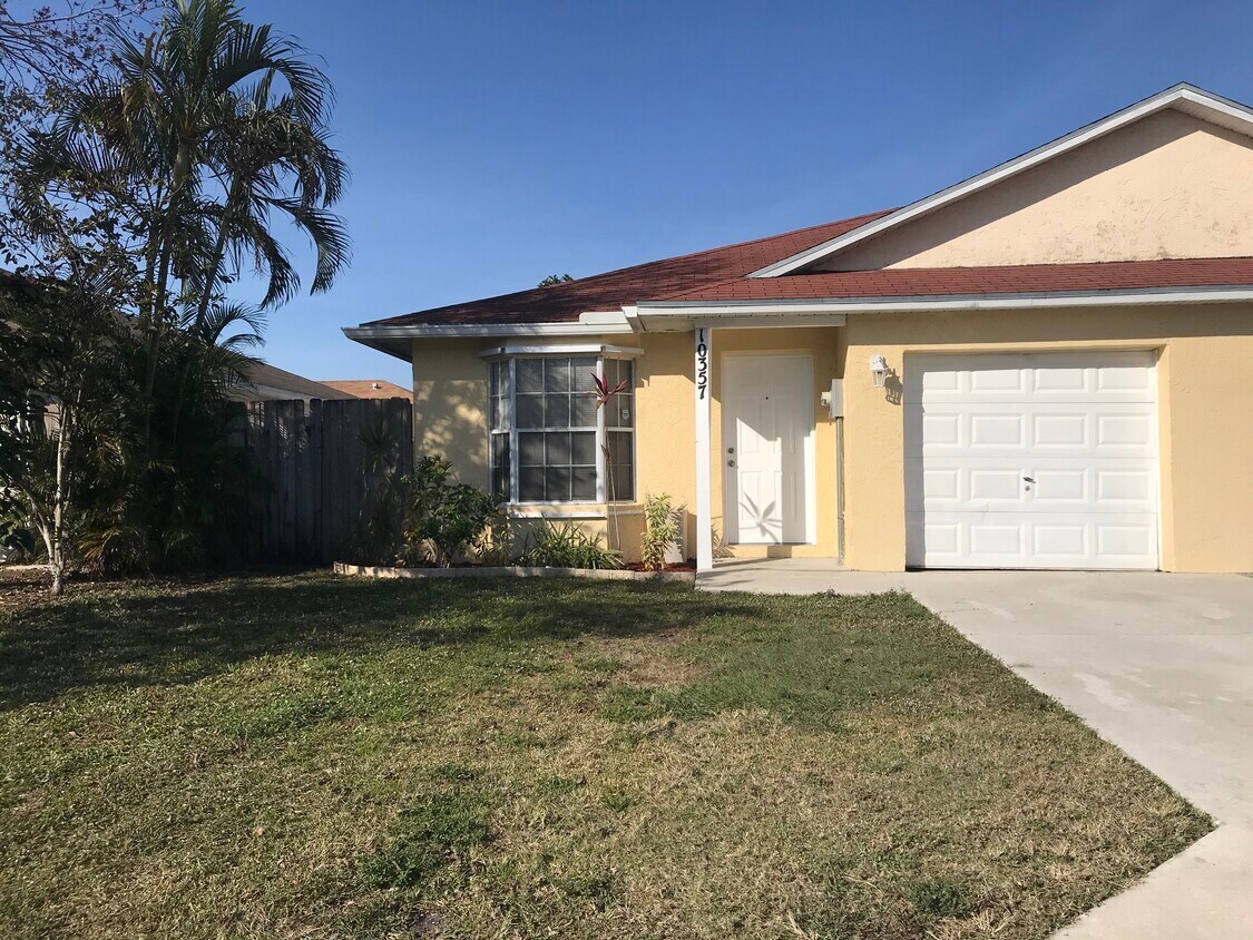 Primary Photo - 10357 Boynton Place Cir