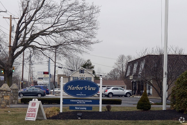 Harbor View - Harborview Apartment Community