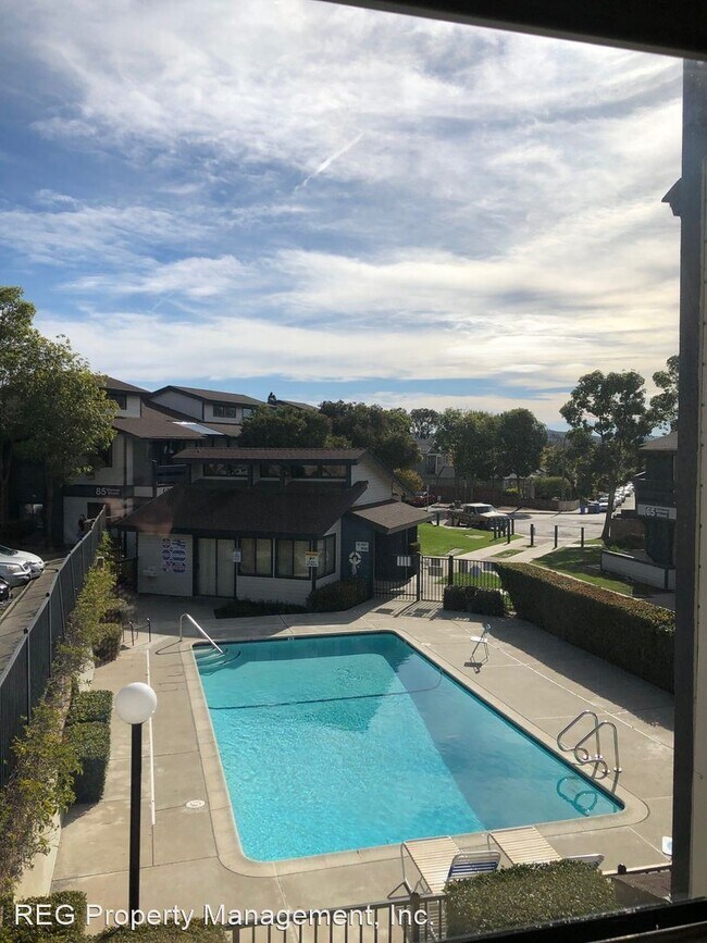 Foto del edificio - 2 br, 2 bath House - 55-D Stenner Street  ...