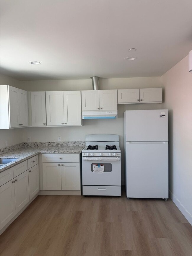 Building Photo - 12120 Clora Pl