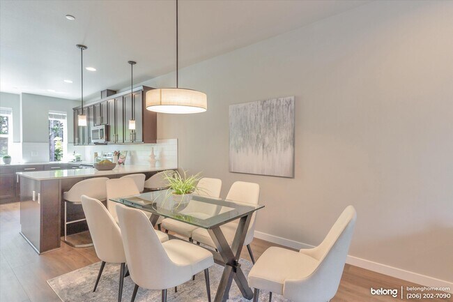 Foto del edificio - 13717 Admiralty Way