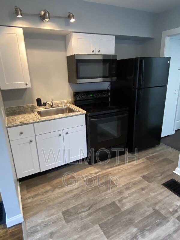 Foto del edificio - 608 N Moreland Ave