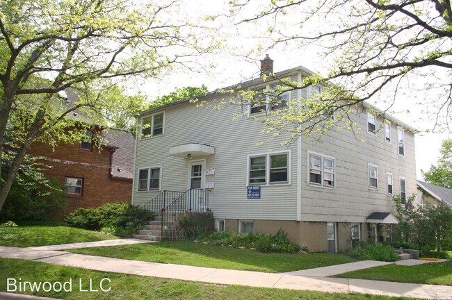 154 Division St Madison WI 53704 Apartment For Rent In Madison WI 