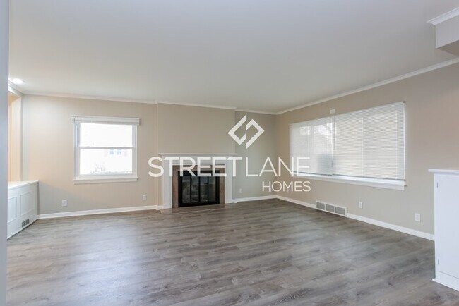 Foto del edificio - Charming 3 Bedroom in Columbus!