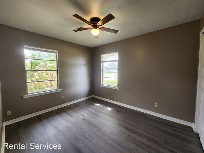 Building Photo - 3 br, 1 bath House - 436 Gardenia Ave.