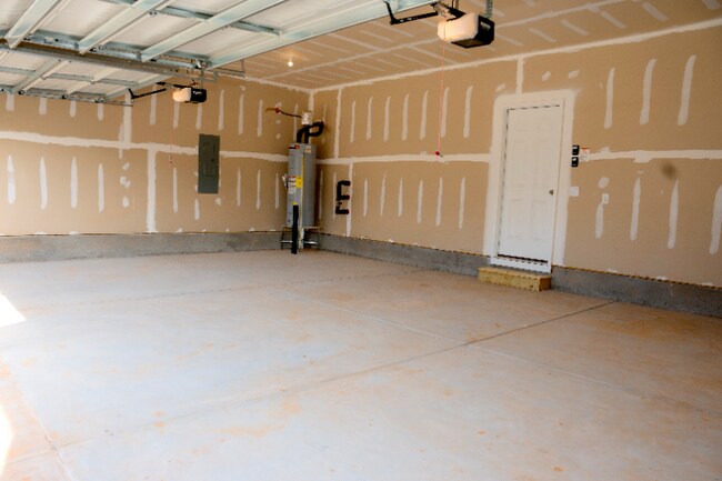 Foto del edificio - 217 Giant Oak Ave