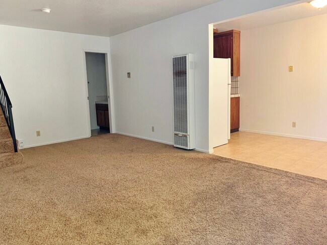 Building Photo - 1471 Gabilan Dr
