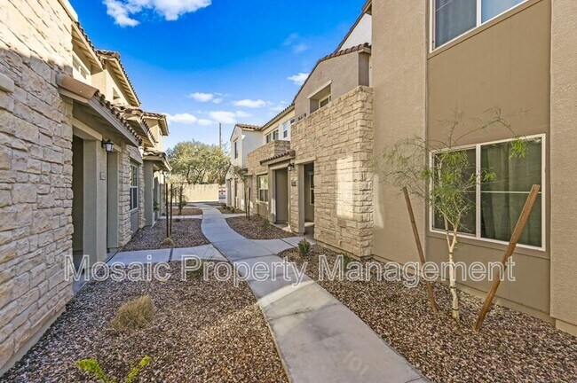 Foto del edificio - 778 E Harper St