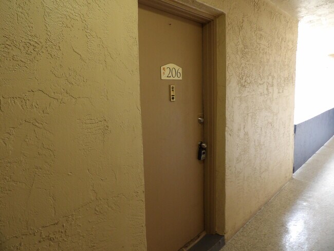 Foto del edificio - 201 Bonnie Blvd