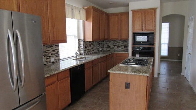 Building Photo - 2033 Creole Dr