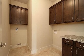 Building Photo - 1815 Oakdale St Building Photo - 1815 Oakdale St