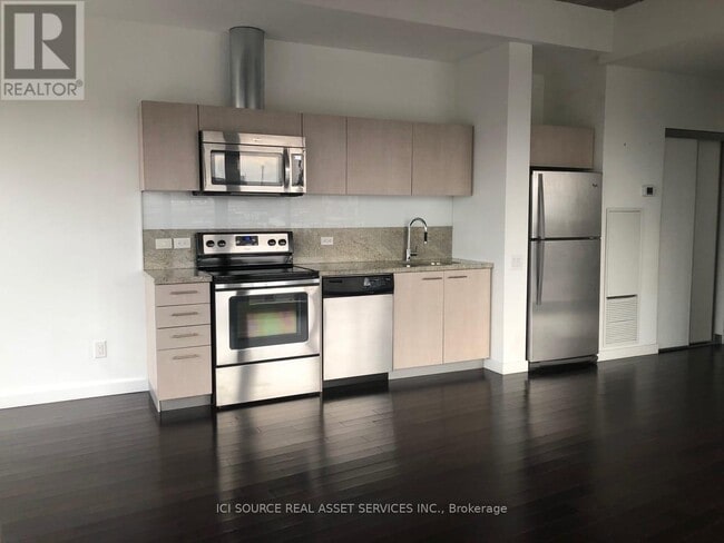 Photo du bâtiment - 70 Distillery Lane