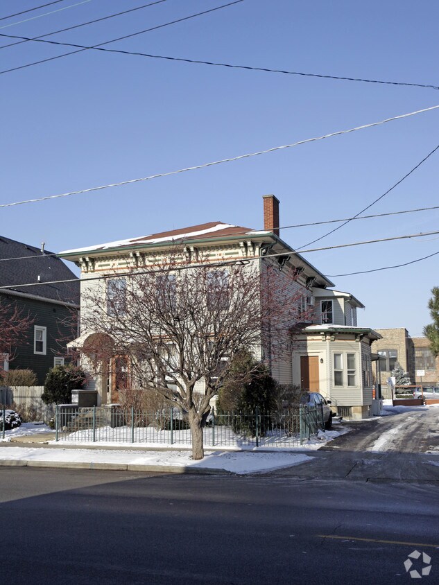 Building Photo - 45-65 South Lincoln Avenue