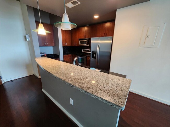 Foto del edificio - 361 17th St NW