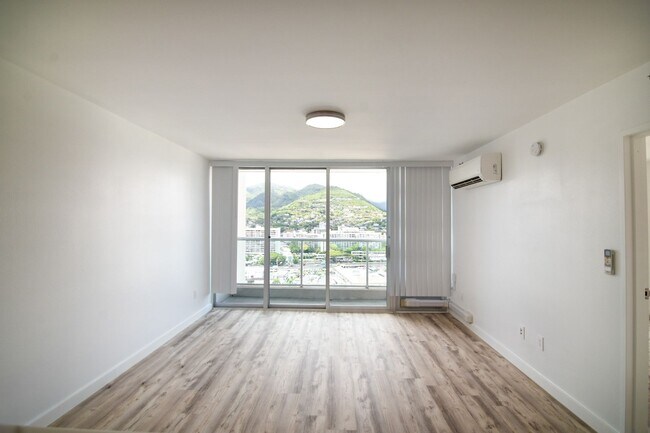 Foto del edificio - 1450 Young St