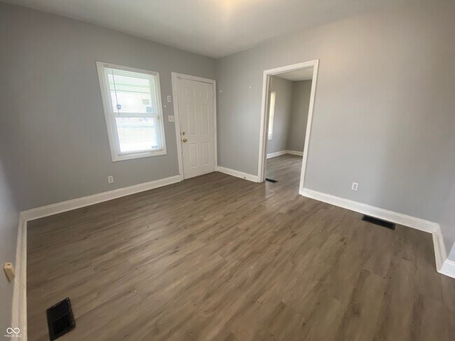 Foto del edificio - 1025 Sharon Ave