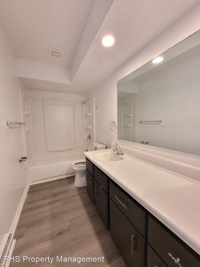 Foto del edificio - 2 br, 1.5 bath House - 807 S Jefferson Ave...