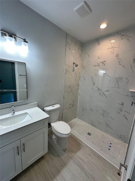 Foto del edificio - 10387 Port Everglades St