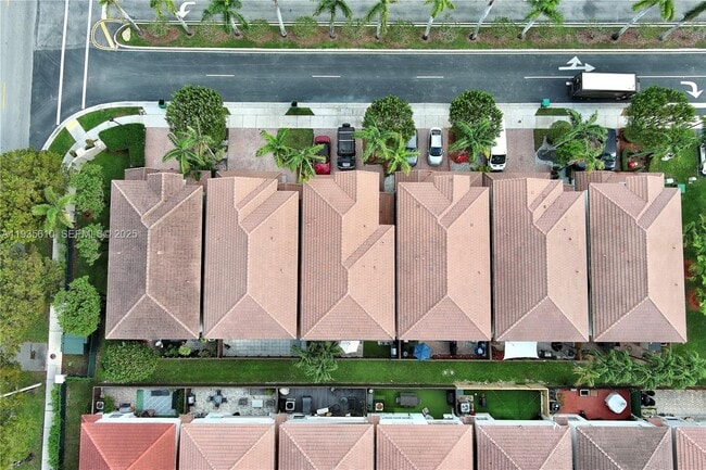 Foto del edificio - 8562 NW 108th Ave