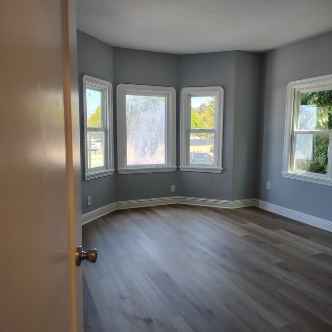 Foto del edificio - 2684 73rd Ave