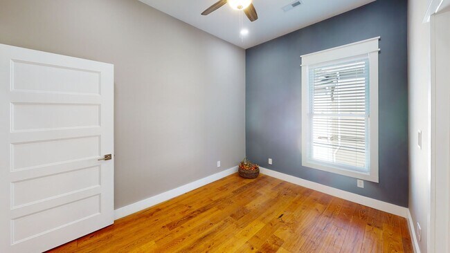 Foto del edificio - $1545 per Bedroom |6BR in Fort Sanders | W...