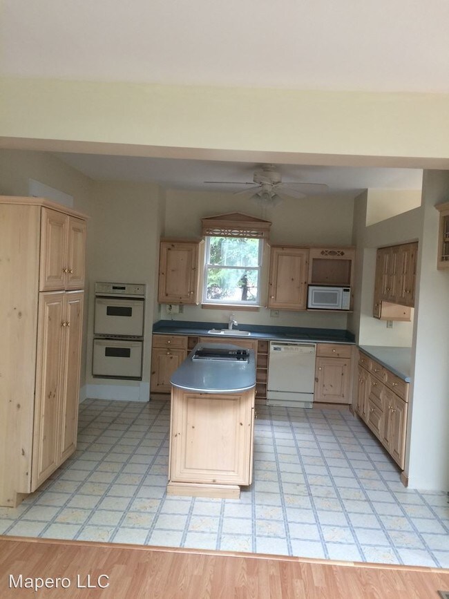 Building Photo - 4 br, 4 bath House - 15 Savannah Street