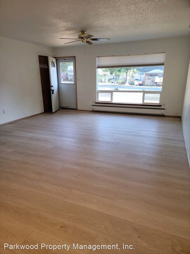 Building Photo - 3 br, 1 bath House - 6041 S. Huson St