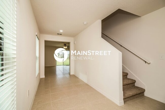 Building Photo - 4 Bedroom Pet-Friendly Home in Lakeland, F...