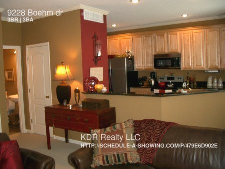 Building Photo - 9228 Boehm Dr