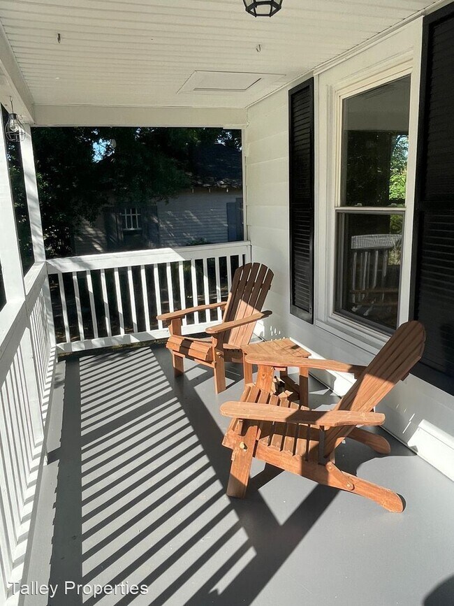 Building Photo - 3 br, 2 bath House - 10 Walnut Street