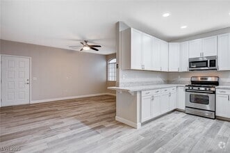 Building Photo - 75 N Valle Verde Dr