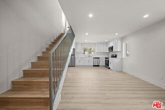 Building Photo - 1507 Edris Dr