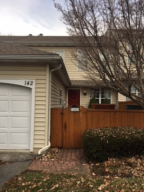 Building Photo - 142 Treetops Dr
