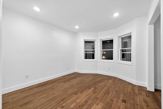 Foto del edificio - 93 W 11th St