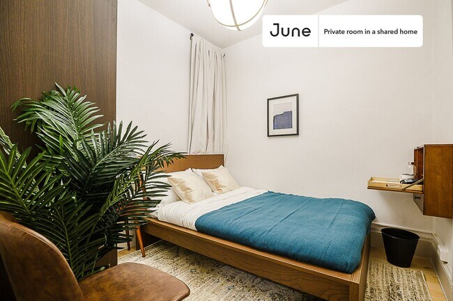 Foto del edificio - Room in Shared 5 bed/1 bath home