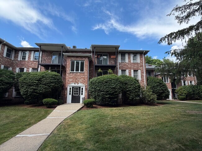 Foto del edificio - 348 Neponset St