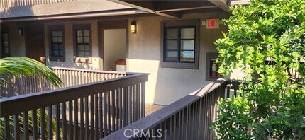 Building Photo - 8880 Villa La Jolla Dr