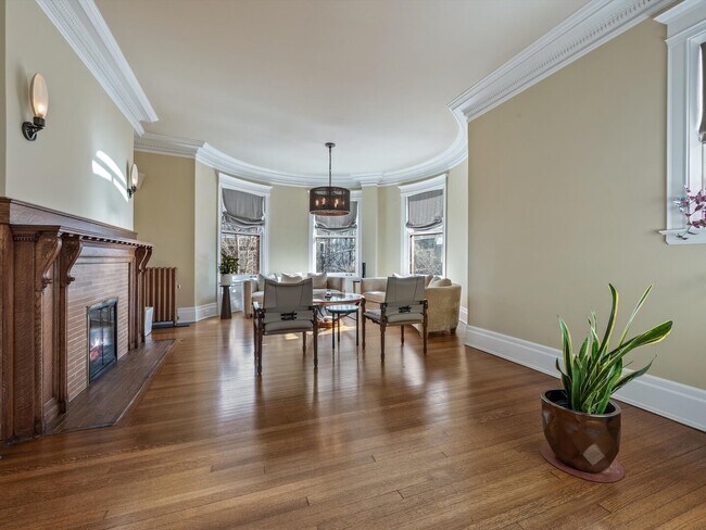 Foto del edificio - 1210 N Astor St