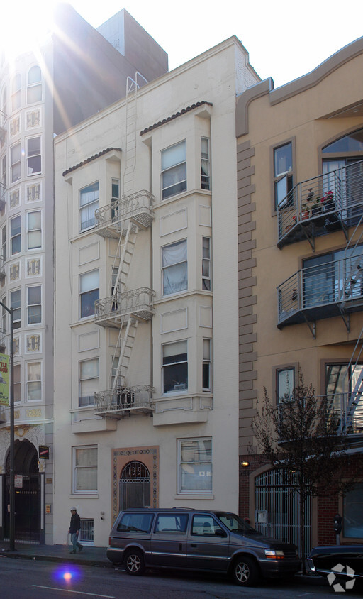 Building Photo - Gough Apartments