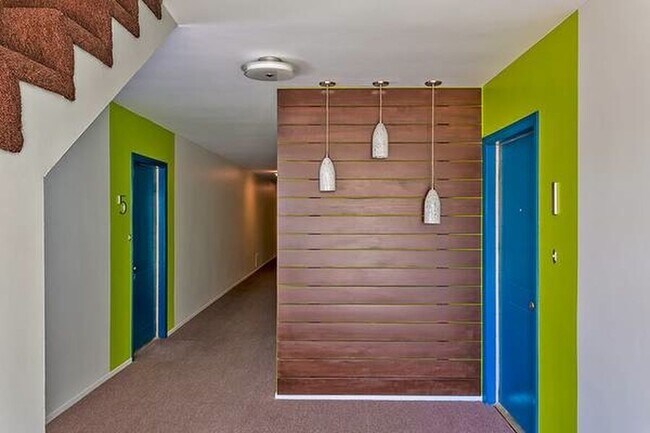 Building Photo - 6729 Springpark Ave