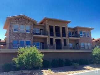 Building Photo - 280 280 S. Luce Del Sol