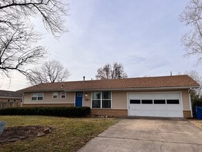 Building Photo - 2438 Texas Ave