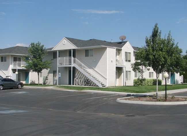 Building Photo - Northparke Apartments